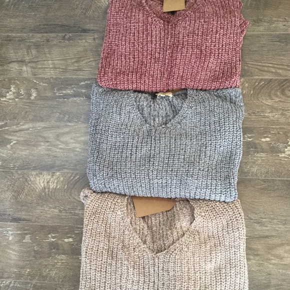 LIZZY- Wide Cuff Oversized Sweater - Picture 5 of 6